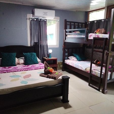 Cabins Yafeth Osa Дрейк Екстер'єр фото